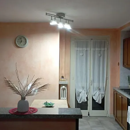 With Two Beds In The Historic Center Of * Ciriè